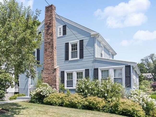 property at 116 Villa St