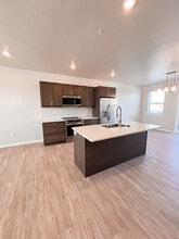 1580 Main Townhomes in De Pere, WI - Foto de edificio - Building Photo