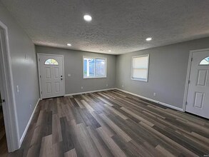 112 W 2nd St in Birdseye, IN - Building Photo - Building Photo