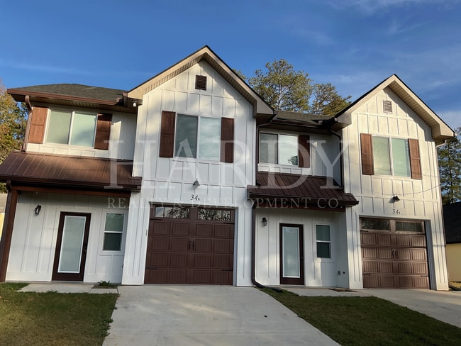 34 Lyons Dr NW in Rome, GA - Foto de edificio - Building Photo