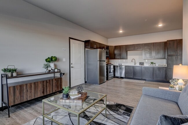 5614 W 32nd St, Unit 5614-5 in Joplin, MO - Building Photo - Building Photo