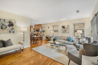 746 Amsterdam Ave NE, Unit Unit 1 in Atlanta, GA - Building Photo - Building Photo