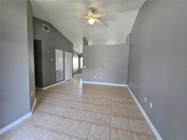 3113 Julia Ct in Lakeland, FL - Building Photo - Building Photo