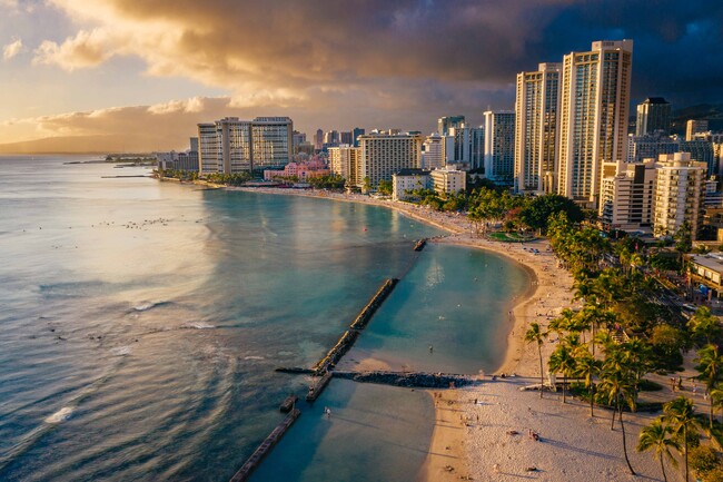 Lilia Waikiki in Honolulu, HI - Building Photo - Building Photo