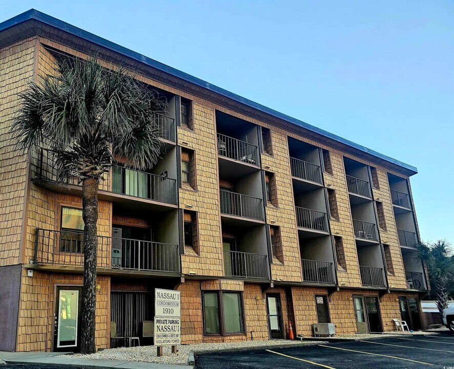 1910 S Ocean Blvd in North Myrtle Beach, SC - Building Photo