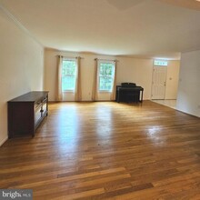 6004 Station View Ct in Fairfax Station, VA - Building Photo - Building Photo