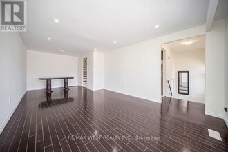 44 Fallway Rd in Brampton, ON - Building Photo - Building Photo