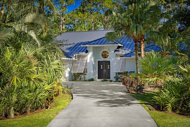 property at 19009 SE Old Trail Dr W