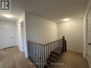 11 Monteith Dr in Brantford, ON - Building Photo - Building Photo