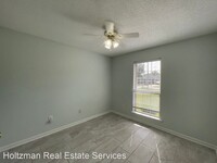 126 Wayfair Ln photo'