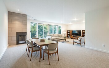 16929 Inglewood Rd NE in Kenmore, WA - Building Photo - Building Photo