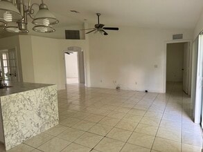 2813 3rd St SW in Lehigh Acres, FL - Building Photo - Building Photo