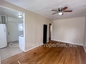 1570 Reed Ave in San Diego, CA - Building Photo - Building Photo