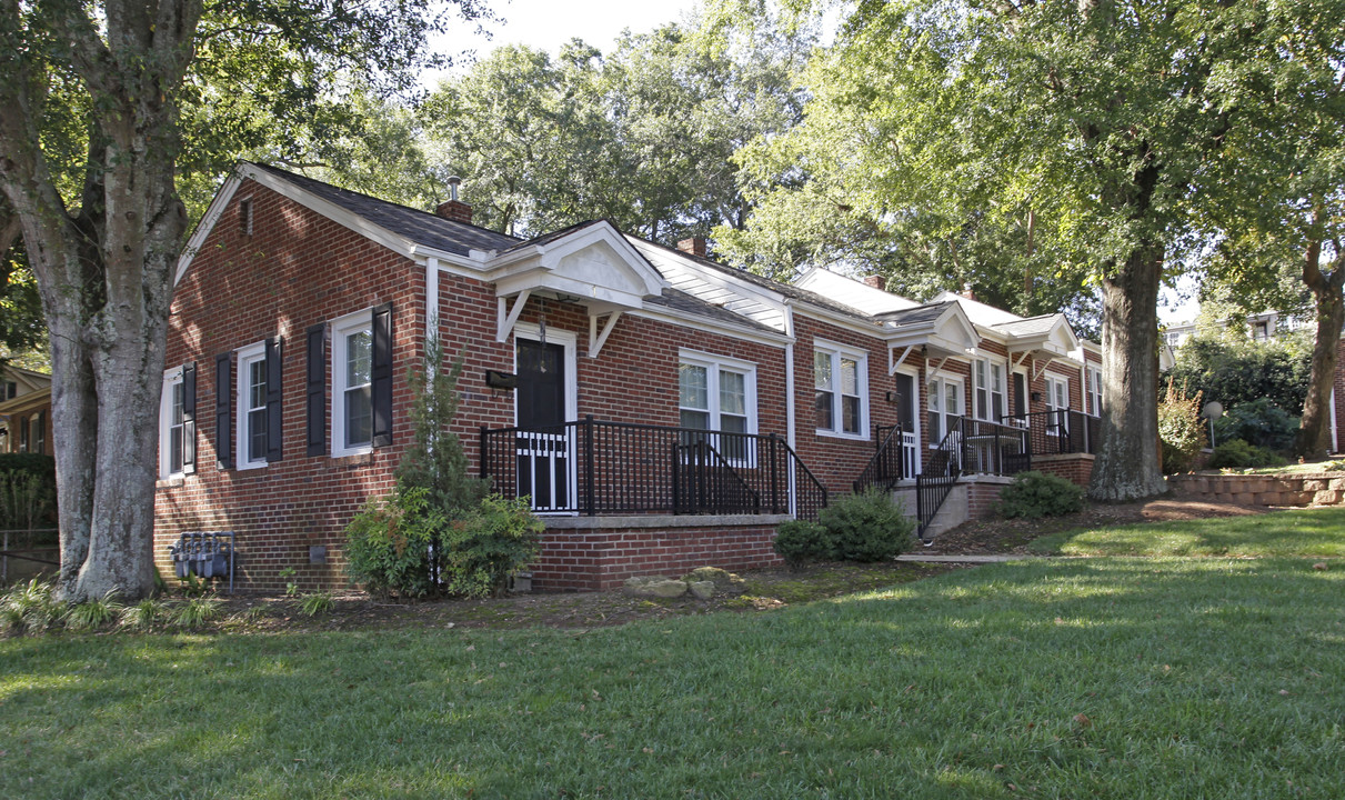 38 Southland Ave in Greenville, SC - Building Photo