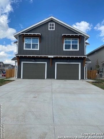 property at 10329 Lynwood Vlg