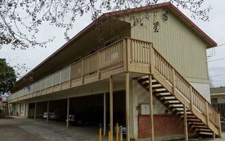 414 N Vanderhurst Ave in King City, CA - Building Photo