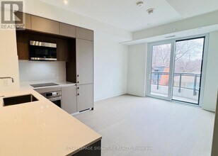 322 Dupont St in Toronto, ON - Building Photo - Building Photo