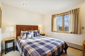 180 High Ridge Rd, Unit J5 in Killington, VT - Building Photo - Building Photo