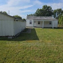 5717 Mt Washington Rd in Louisville, KY - Building Photo - Building Photo