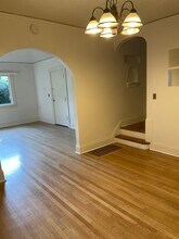 2433-2435 NW Northrup St in Portland, OR - Building Photo - Building Photo