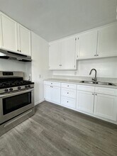 1105-1125 E Hyde Park Blvd in Inglewood, CA - Building Photo - Building Photo