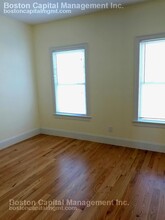 57 W 7th St, Unit 3 in Boston, MA - Foto de edificio - Building Photo