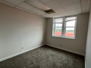 508 E Main St in Elizabeth City, NC - Building Photo - Building Photo