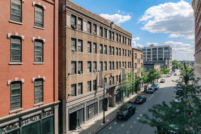 Portside on the Grid in Worcester, MA - Building Photo - Building Photo