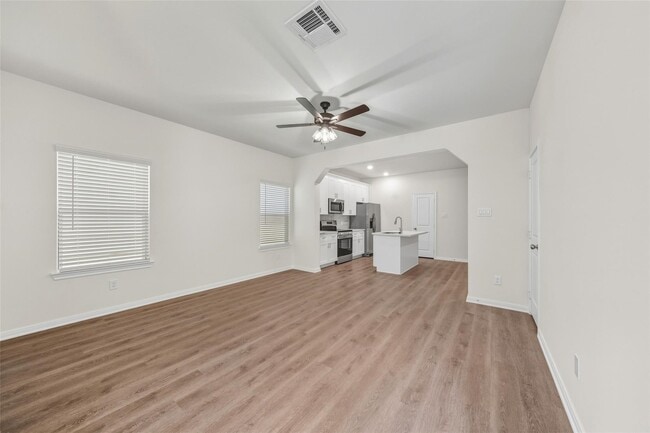 property at 706 W Dallas St