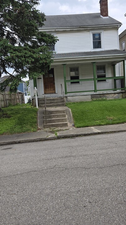 32 Gebhart St in Dayton, OH - Building Photo