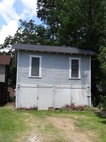 1108 Dallas St in Port Neches, TX - Building Photo