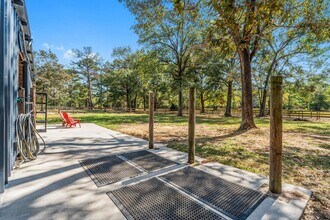 2118 Pine Rd in Cleveland, TX - Building Photo - Building Photo