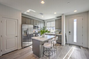 Serenity Townhomes in Las Vegas, NV - Building Photo