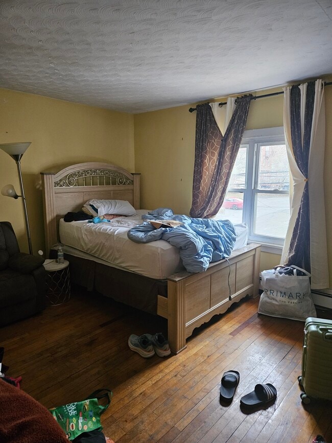 12 Brock St, Unit 1 in Boston, MA - Building Photo - Building Photo