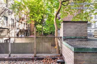 501 E 87th St in New York, NY - Building Photo - Building Photo