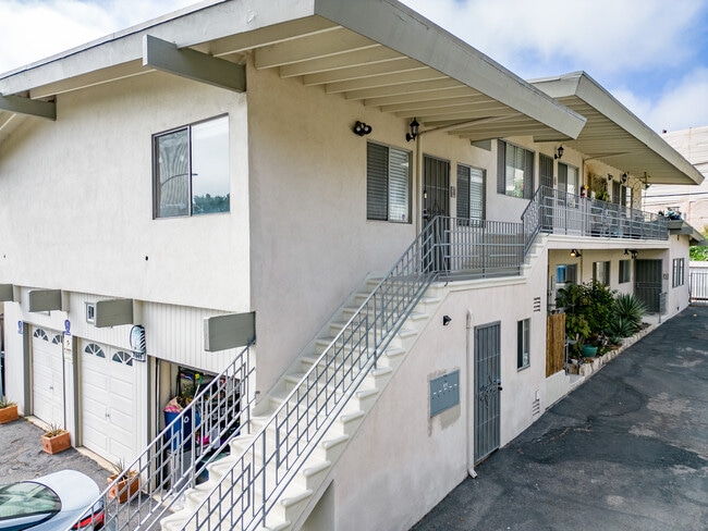 7849 W Manchester Ave in Playa Del Rey, CA - Building Photo - Building Photo