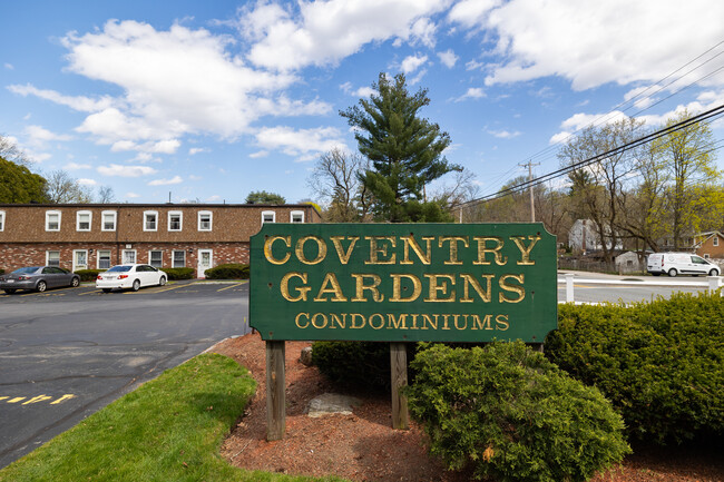 Coventry Gardens in Dracut, MA - Building Photo - Building Photo