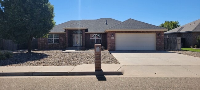property at 2117 Jadyn Ln