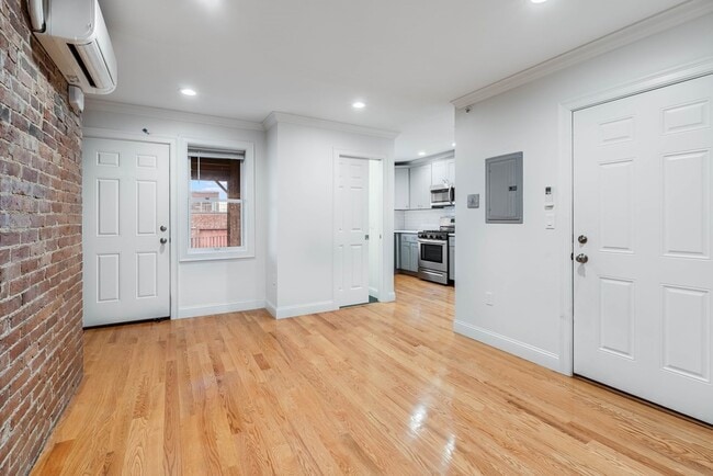 14 Pompeii St, Unit 3