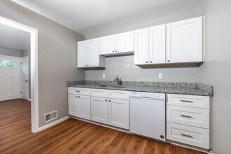 5917 Sahler St in Omaha, NE - Building Photo - Building Photo