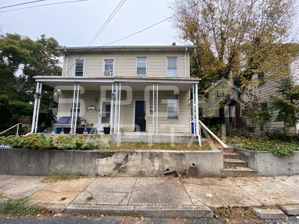 417 2nd St in Harrisburg, PA - Foto de edificio