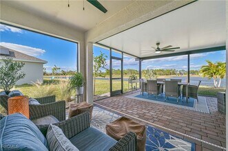 8908 Cascade Price Cir in North Fort Myers, FL - Building Photo - Building Photo