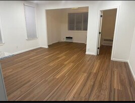 00-64 64th St in Brooklyn, NY - Building Photo