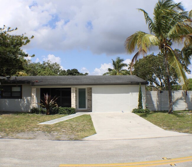 property at 2050 N 57th Ter