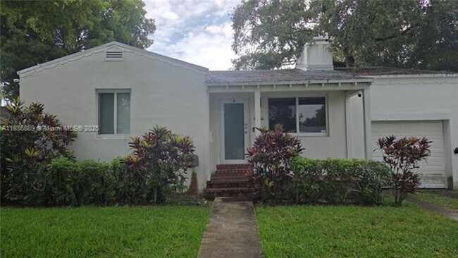 property at 2462 SW 20th St