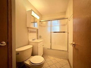 3952 S 43rd St in Milwaukee, WI - Building Photo - Building Photo