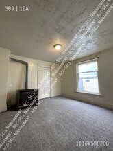 937 Sheridan Ave SW-Unit -2 in Grand Rapids, MI - Building Photo - Building Photo