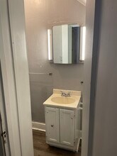 1064 Pennsylvania Ave, Unit 1 in Tyrone, PA - Building Photo - Building Photo