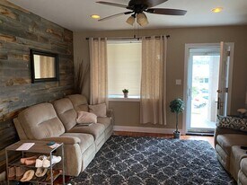 406 W 10th Ave in Conshohocken, PA - Building Photo