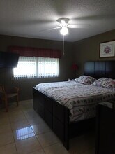 2723 Emory Dr W in West Palm Beach, FL - Building Photo - Building Photo